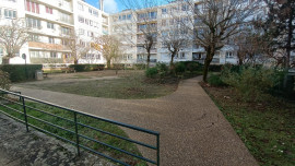 
                                                                                        Vente
                                                                                         Appartement 4 pièces