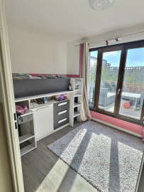 
                                                                                        Vente
                                                                                         Appartement 4 pièces