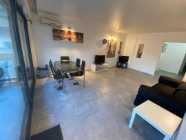 
                                                                                        Vente
                                                                                         Appartement 4 pièces