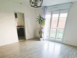 
                                                                                        Vente
                                                                                         Appartement 4 pièces - 82m2