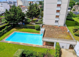 
                                                                                        Vente
                                                                                         Appartement 4 pièces avec vue imprenable