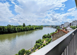 
                                                                                        Vente
                                                                                         Appartement 4 pièces avec vue imprenable