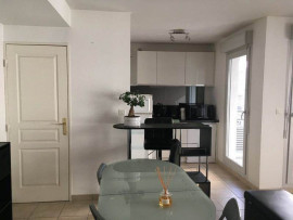 
                                                                                        Location
                                                                                         Appartement 43,75 m² - 2 pièces - 1 chambre