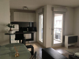 
                                                                                        Location
                                                                                         Appartement 43,75 m² - 2 pièces - 1 chambre