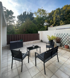 
                                                                                        Location
                                                                                         Appartement 4p avec une grande terrasse (loyer tout inclus)