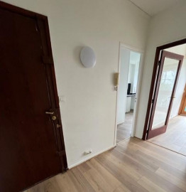 
                                                                                        Vente
                                                                                         Appartement 5 pièces