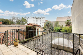 
                                                                                        Vente
                                                                                         Appartement 5 pièces avec terrasse au calme