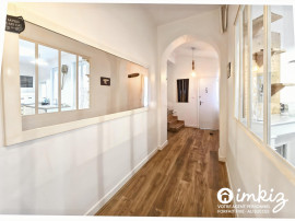 
                                                                                        Vente
                                                                                         Appartement 6 pièces