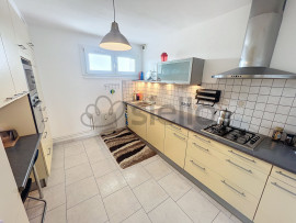 
                                                                                        Vente
                                                                                         Appartement 95,02 m² avec Balcon, & Garage.