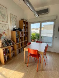 
                                                                                        Location
                                                                                         Appartement avec terrasse 15min du centre Paris (loyer tout inclus)