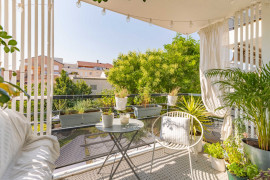 
                                                                                        Vente
                                                                                         Appartement avec terrasse, jardin et parking