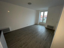 
                                                                                        Location
                                                                                         Appartement de 32m² récemment rénové secteur Place Jules Guesde - Lesquin