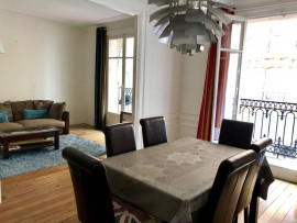 
                                                                                        Location
                                                                                         Appartement de 4 pièces 85 m² Paris 17ème