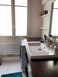 
                                                                                        Location
                                                                                         Appartement de 4 pièces 85 m² Paris 17ème