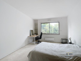 
                                                                                        Vente
                                                                                         Appartement deux Pièces - Saint-Cloud 92210