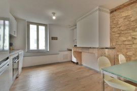 
                                                                                        Vente
                                                                                         Appartement duplex 6 pièces situé à Nancy