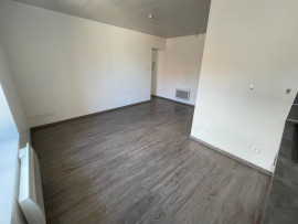 
                                                                                        Location
                                                                                         Appartement F2 lumineux de 43mètres carrés