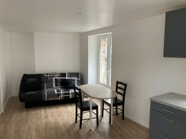 
                                                                                        Location
                                                                                         Appartement F2 meuble au centre ville de saulx