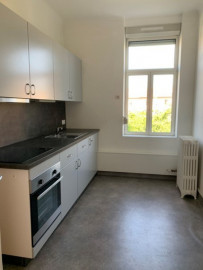 
                                                                                        Location
                                                                                         Appartement F2 Square Dornes avec terrasse