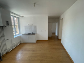 
                                                                                        Location
                                                                                         Appartement F3 lumineux de 51m²