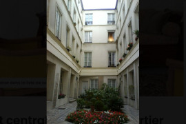 
                                                                                        Location
                                                                                         Appartement lumineux et meuble libre de suite