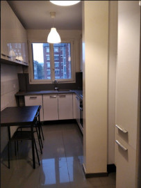 
                                                                                        Location
                                                                                         Appartement lumineux tout confort