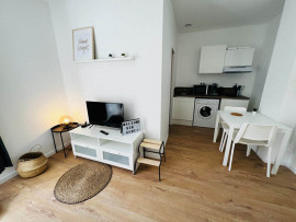 
                                                                                        Location
                                                                                         appartement meublé 18 m² - 1 pièce