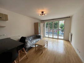 
                                                                                        Location
                                                                                         appartement meublé 2 pièces de 42m² - 1 chambre