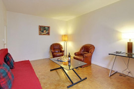 
                                                                                        Location
                                                                                         Appartement meublé 2p proche Nation