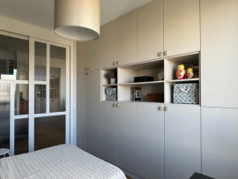 
                                                                                        Location
                                                                                         Appartement meublé 3 pièces, dans un immeuble neuf