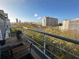 
                                                                                        Location
                                                                                         Appartement meublé 3 pièces, dans un immeuble neuf