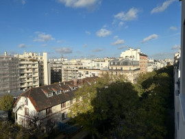 
                                                                                        Location
                                                                                         Appartement meublé 3 pièces, dans un immeuble neuf