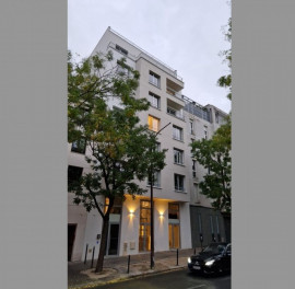 
                                                                                        Location
                                                                                         Appartement meublé 3 pièces, dans un immeuble neuf