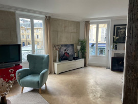 
                                                                                        Location
                                                                                         Appartement Meublé au coeur du 10ème