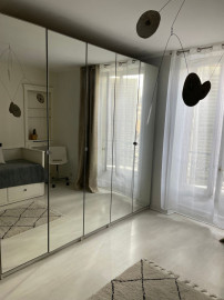 
                                                                                        Location
                                                                                         Appartement Meublé au coeur du 10ème