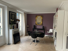 
                                                                                        Location
                                                                                         Appartement Meublé au coeur du 10ème