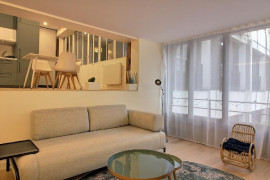 
                                                                                        Location
                                                                                         Appartement meublé disponible de suite, Marais