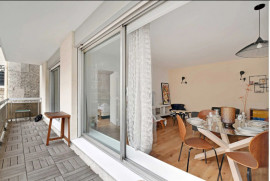 
                                                                                        Location
                                                                                         Appartement meuble - Trocadéro - Bail mobilité