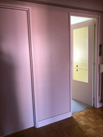 
                                                                                        Location
                                                                                         Appartement renové tout confort au calme Bas Montreuil (loyer tout inclus)