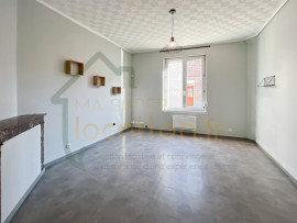 
                                                                                        Location
                                                                                         Appartement T2 avec cour, proches commodités