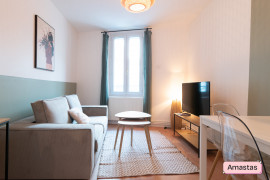 
                                                                                        Location
                                                                                         Appartement T2 rénové et meublé avec goût au Havre