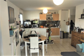 
                                                                                        Vente
                                                                                         Appartement T3 (2008) 61m² avec terrasse RDC