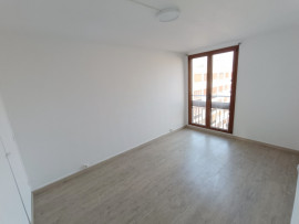 
                                                                                        Vente
                                                                                         Appartement T3, 62 m² Cave et Parking