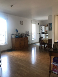 
                                                                                        Location
                                                                                         Appartement T3 de 60 m² Saint-Denis