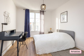 
                                                                                        Location
                                                                                         Appartement T3 meublé à Nantes quartier Mellinet