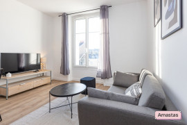 
                                                                                        Location
                                                                                         Appartement T3 meublé à Nantes quartier Mellinet