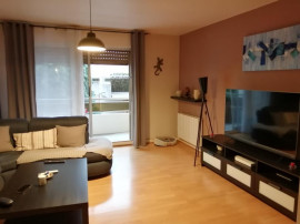 
                                                                                        Location
                                                                                         Appartement T3 proche centre ville