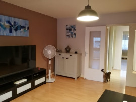 
                                                                                        Location
                                                                                         Appartement T3 proche centre ville