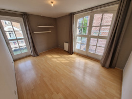 
                                                                                        Location
                                                                                         Appartement T3 rénové Douai