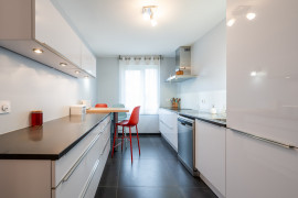 
                                                                                        Vente
                                                                                         Appartement T5 de 101.5 m² + balcon + 2 places de parking